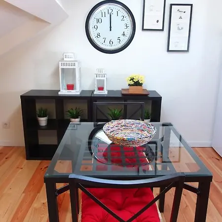 Apartment Cozy Attic Up To 4 Guests