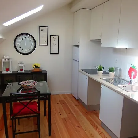 Cozy Attic Up To 4 Guests * Lisbon